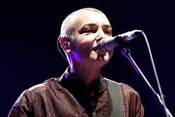 How tall is Sinead O'Connor?